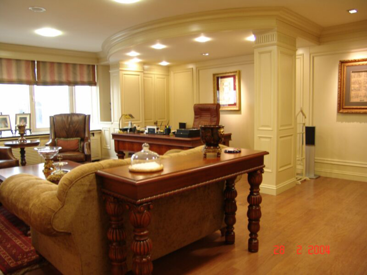 Mender Deri Showroom – Zeytinburnu